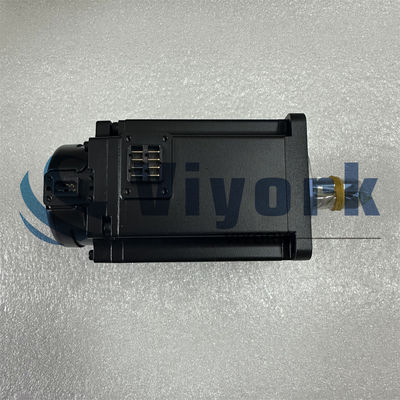 Japan Made Omron R88M-1M40030T-S2 AC Servo Motor for High Precision