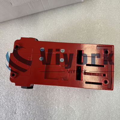 440G-L07264 5-GD2 Protection Lock Switch By Allen Bradley With 2A Current And Digital Output Type