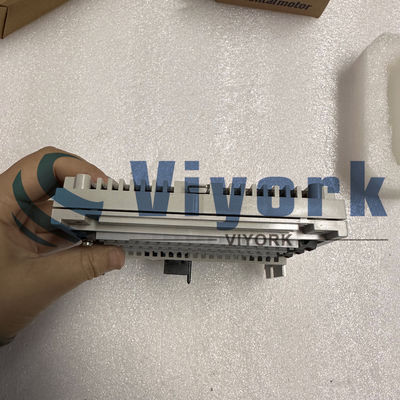 Schneider 170ADI35000 INPUT MODULE MOMENTUM 24 VDC 4 KOHM 32 INPUT DISCRETE NEW