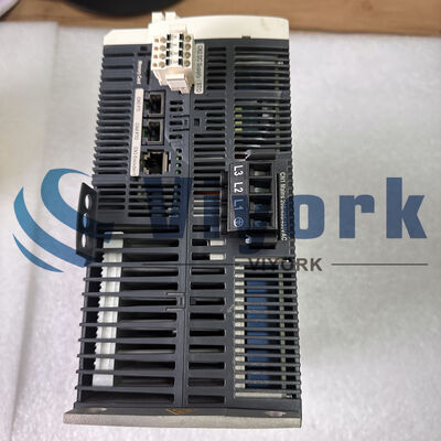 Schneider LXM32MD72N4 MOTION SERVO DRIVE LEXIUM 32 3PHASE SUPPLY 208/480V NEW